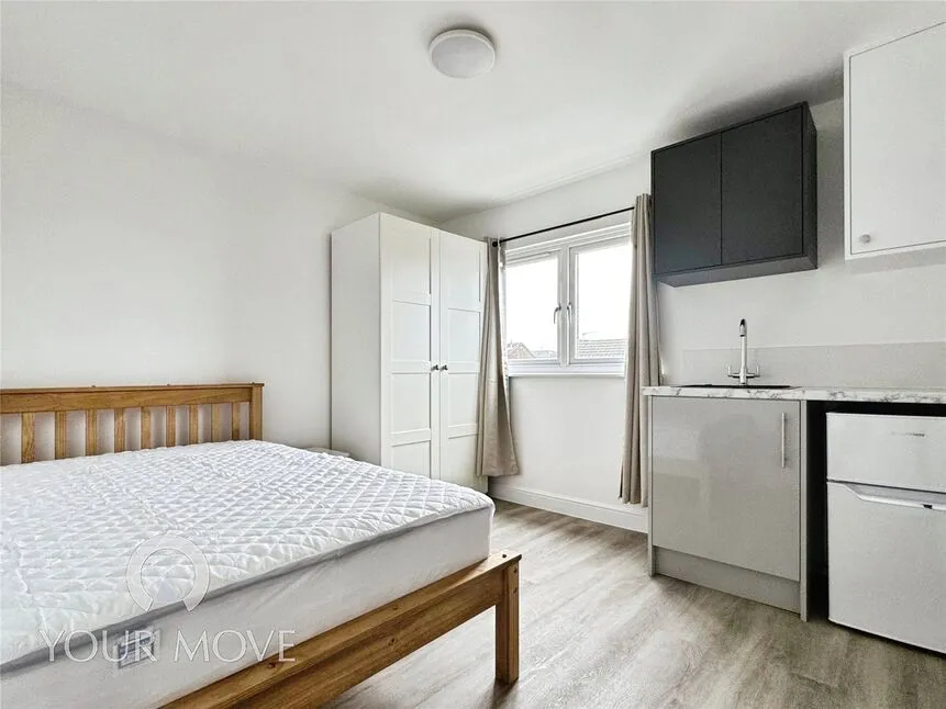 Waid Close, Dartford, Kent, DA1, photo 3