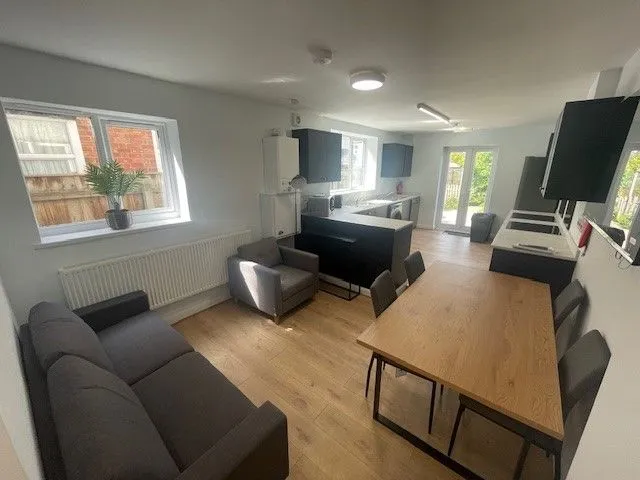 Park Street, Grimsby, Lincolnshire, DN32 7NS, photo 7
