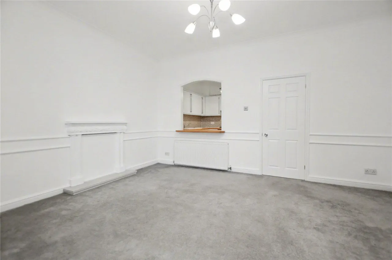 Wood Lane, Rothwell, LS26, photo 4