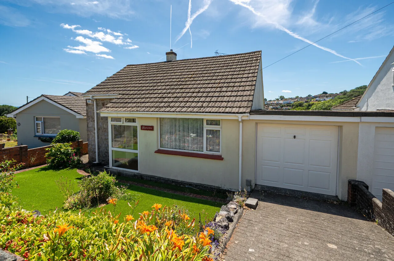 2 bed property for sale — Sandringham Drive, Preston, Paignton, Devon, TQ3