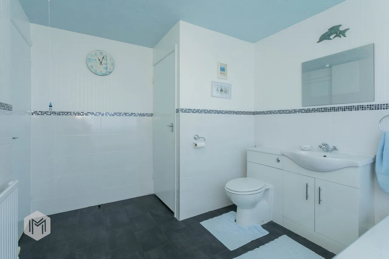 Queens Avenue, Glazebury, Warrington, WA3 5NG, photo 31