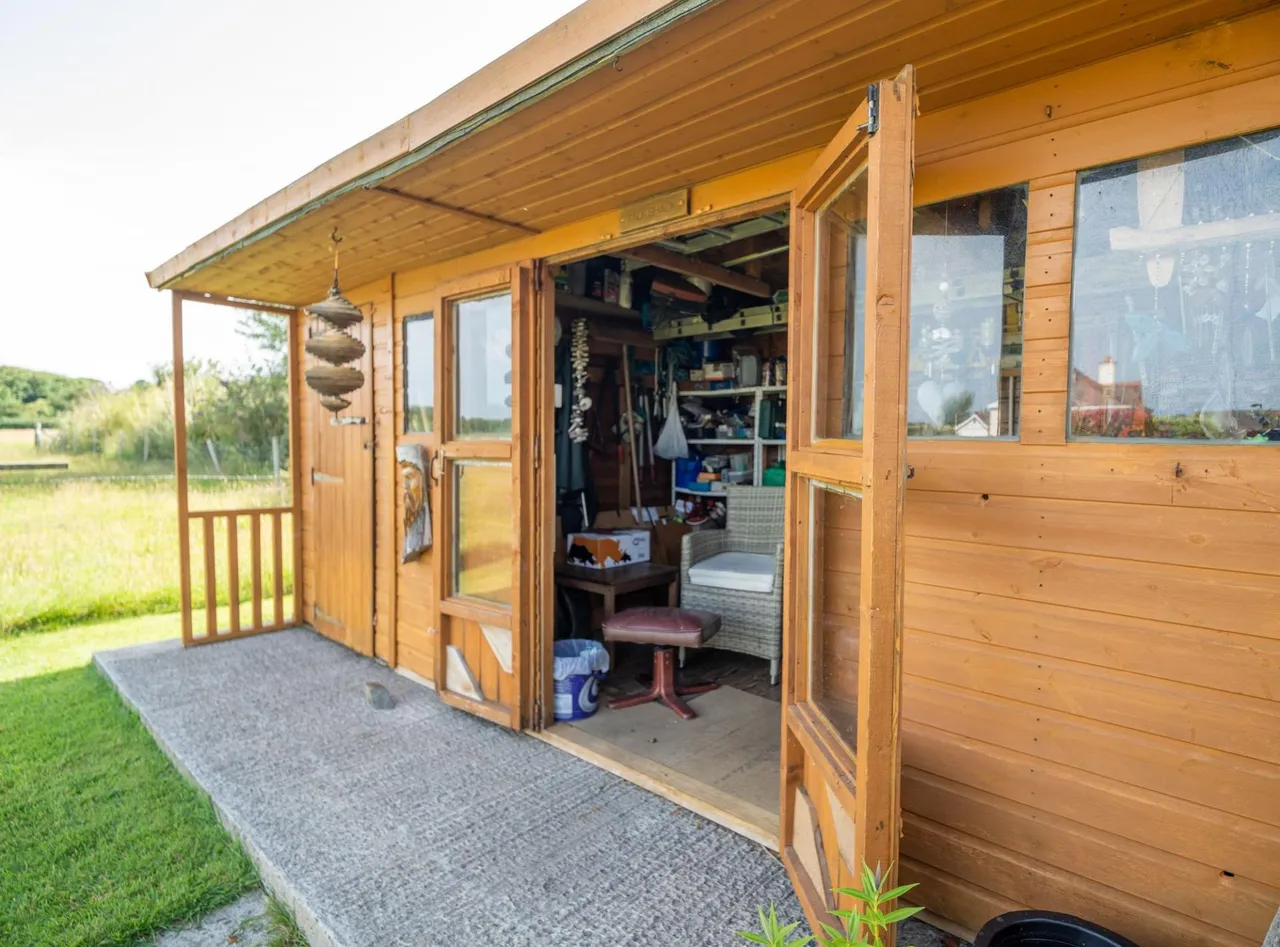 Moana, Llanon, SY23, photo 46
