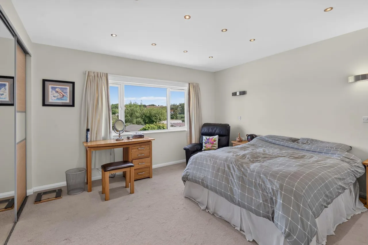 Moana, Llanon, SY23, photo 27