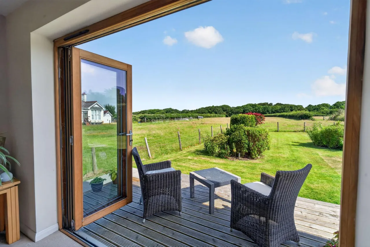 Moana, Llanon, SY23, photo 12