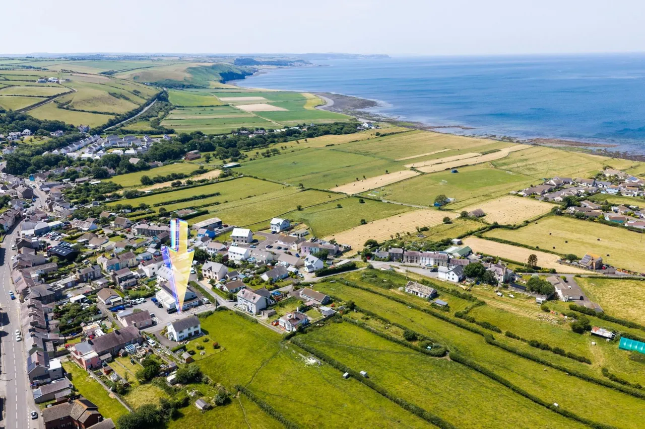 Moana, Llanon, SY23, photo 2