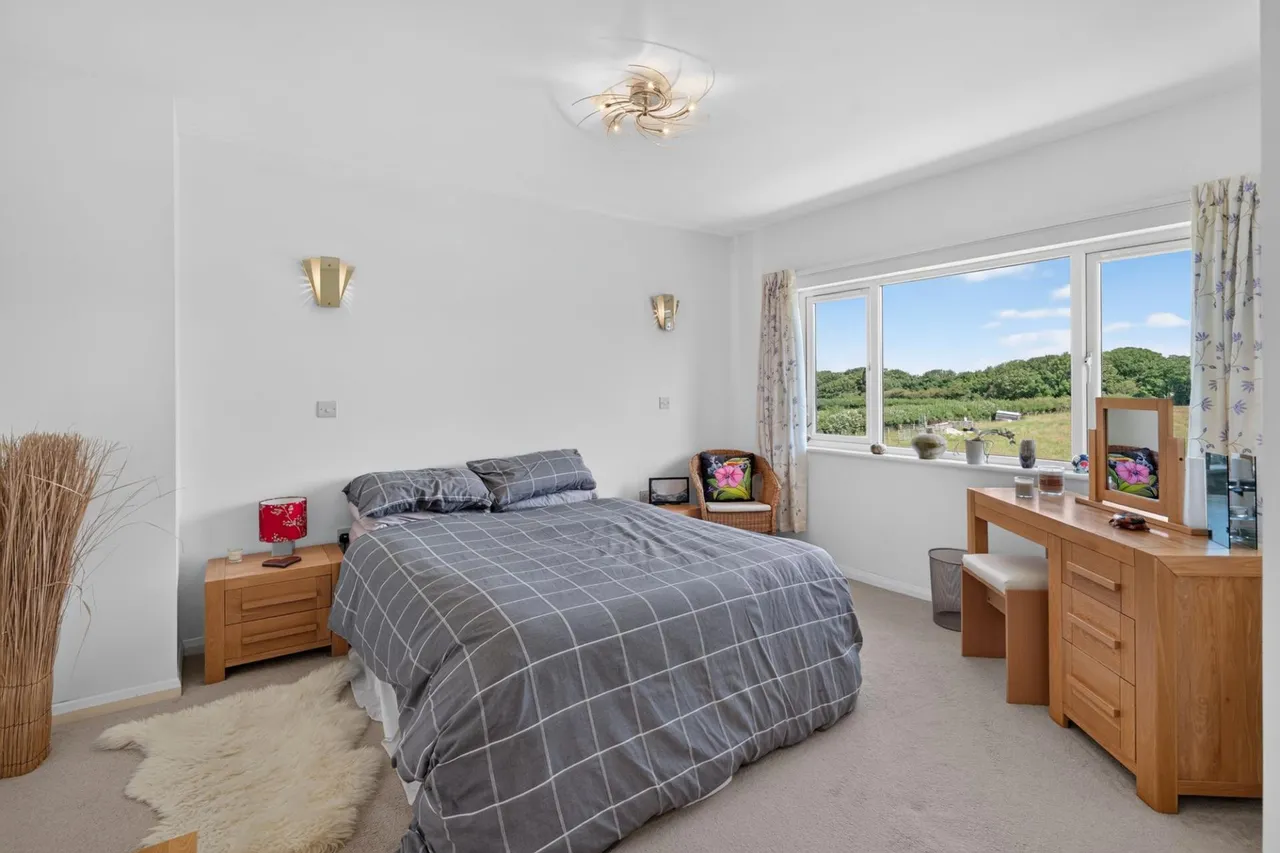 Moana, Llanon, SY23, photo 30