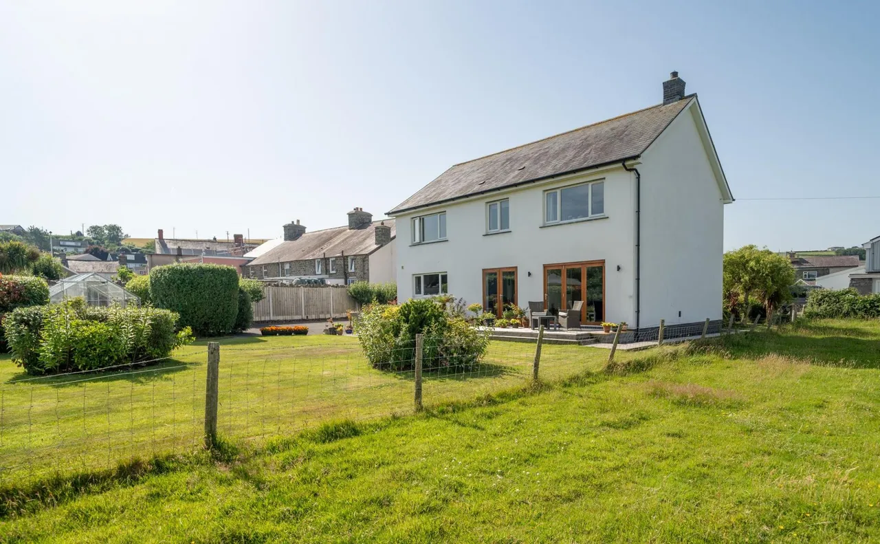 Moana, Llanon, SY23, photo 63