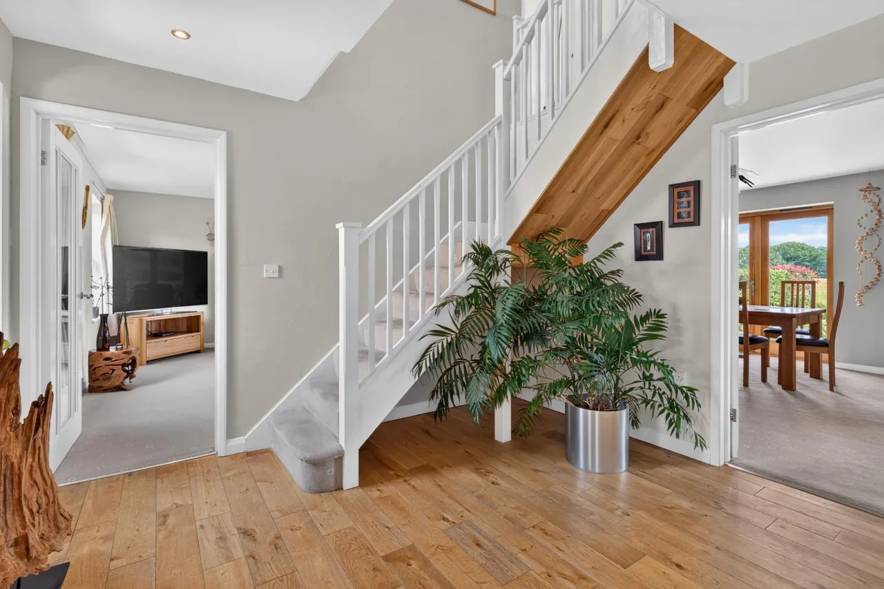 Moana, Llanon, SY23, photo 6