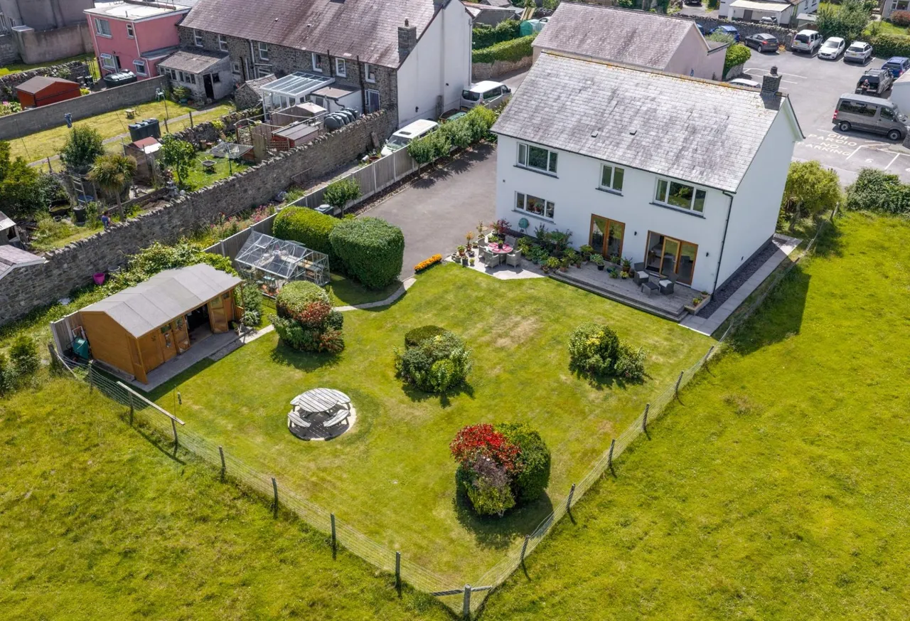 Moana, Llanon, SY23, photo 4