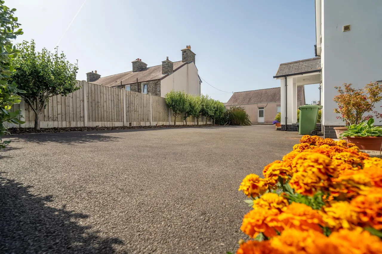 Moana, Llanon, SY23, photo 55