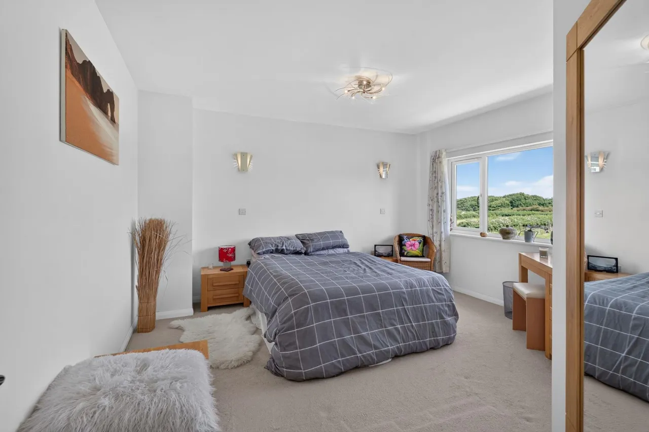 Moana, Llanon, SY23, photo 29
