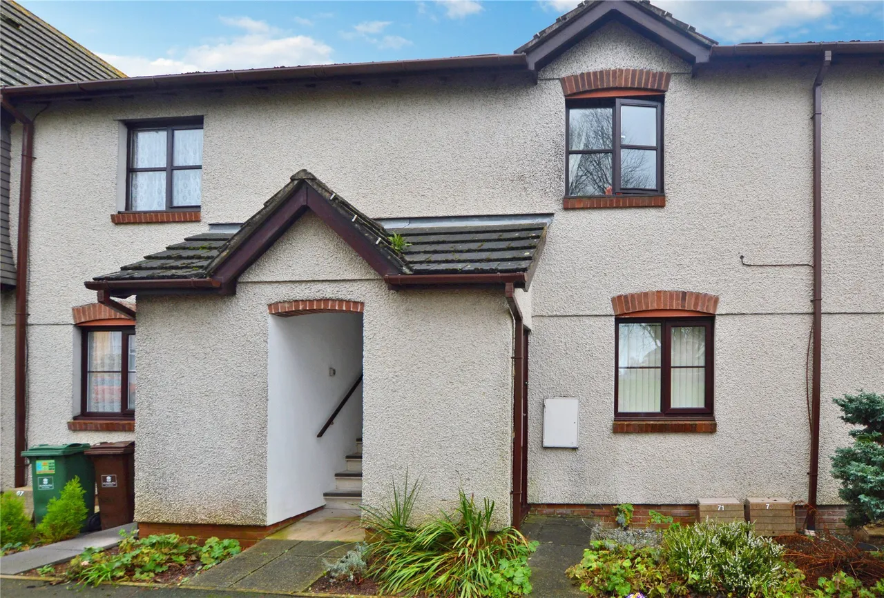 1 bed property for sale — Stirling Place, Stirling Road, Plymouth, Devon, PL5