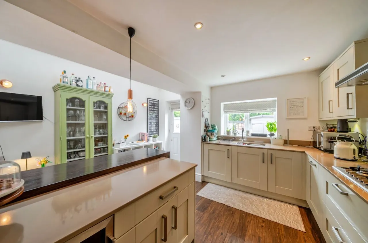 Dragon Avenue, Harrogate, HG1, photo 12