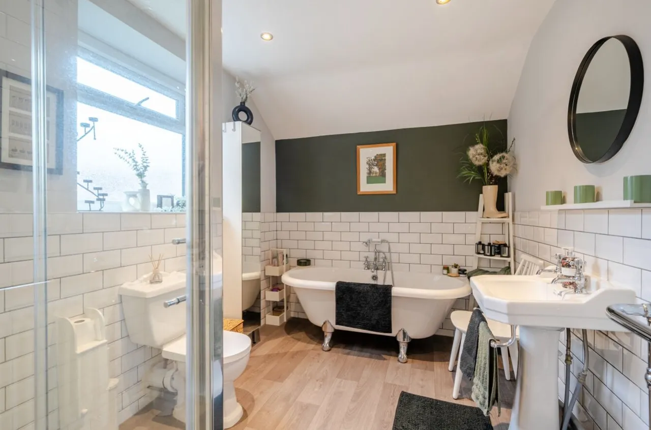 Dragon Avenue, Harrogate, HG1, photo 21