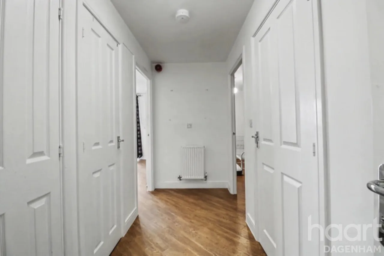 Academy Way, Dagenham, RM8, photo 5