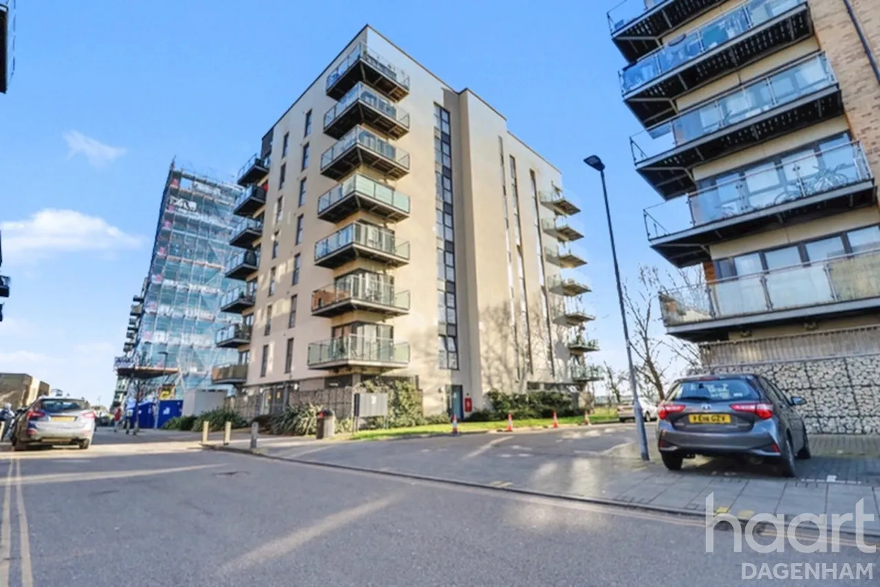 1 bed flat for sale, Academy Way, Dagenham, RM8