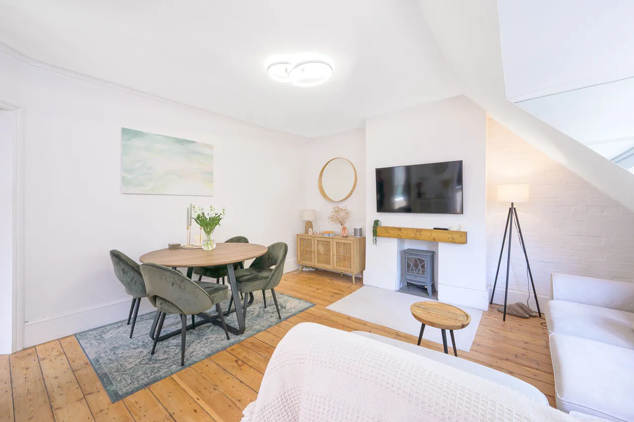 Flat D, 360 Finchley Road, London, photo 3