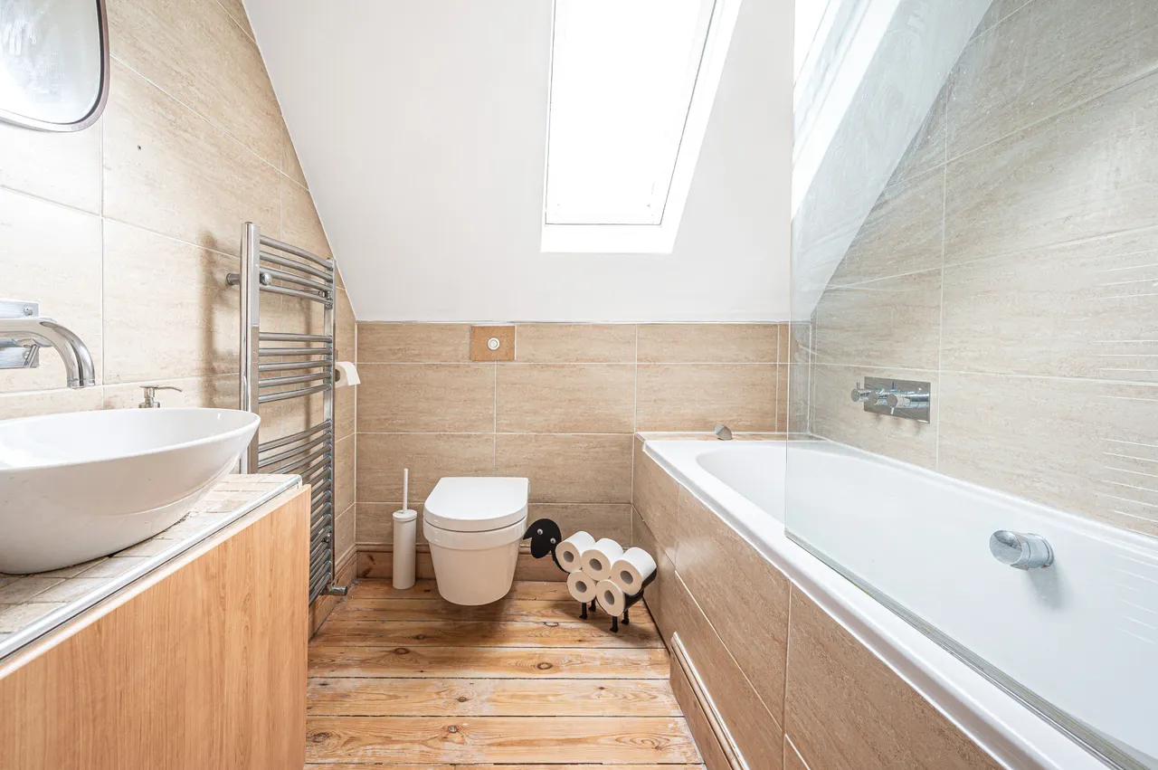 Flat D, 360 Finchley Road, London, photo 7