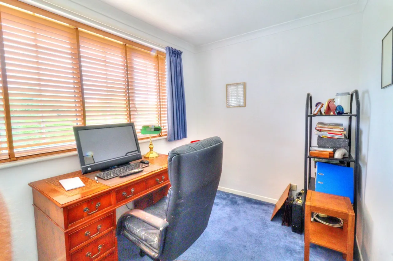 Beech Avenue, Lane End, HP14, photo 12