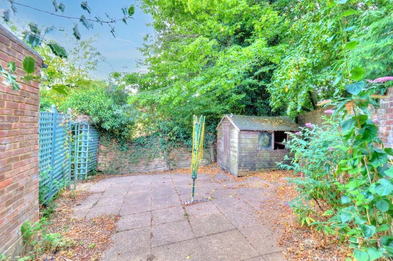 Beech Avenue, Lane End, HP14, photo 16