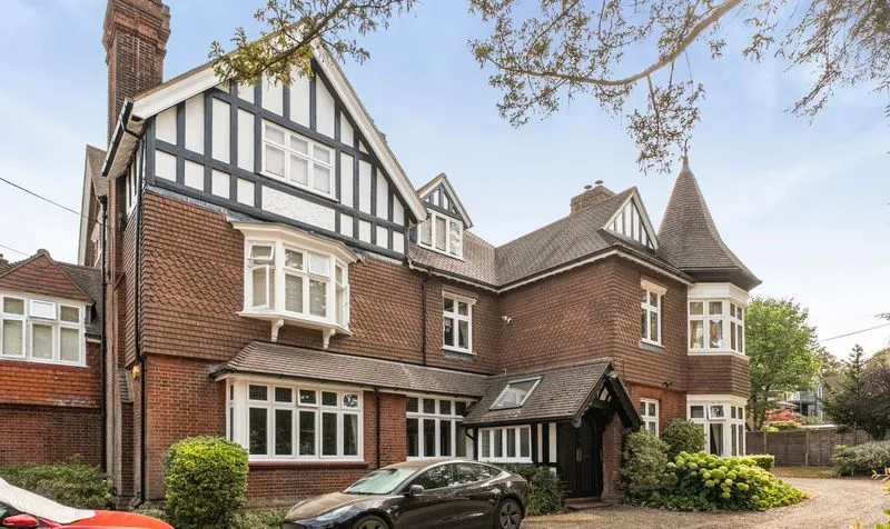 College Road, The Firs, KT17, photo 18