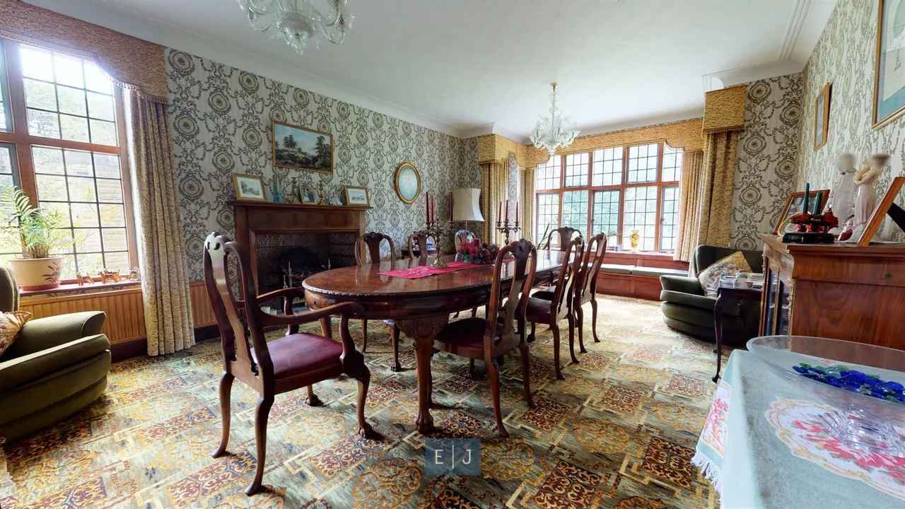 Bordersmead, Traps Hill, Loughton, photo 6