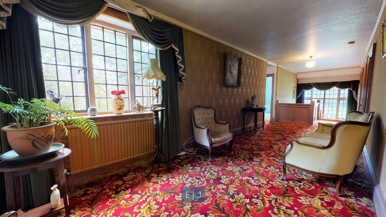 Bordersmead, Traps Hill, Loughton, photo 10