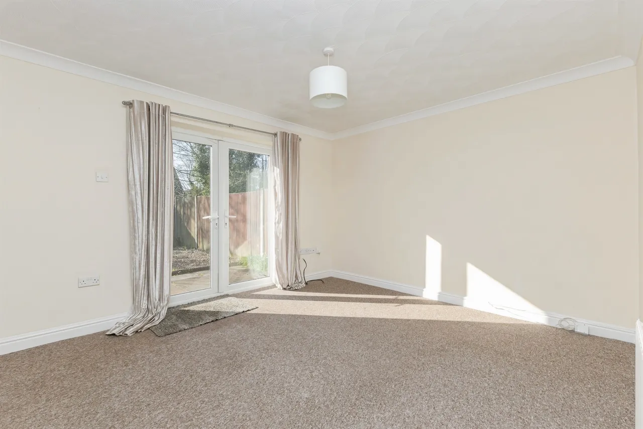High Street, Attleborough, NR17, photo 3