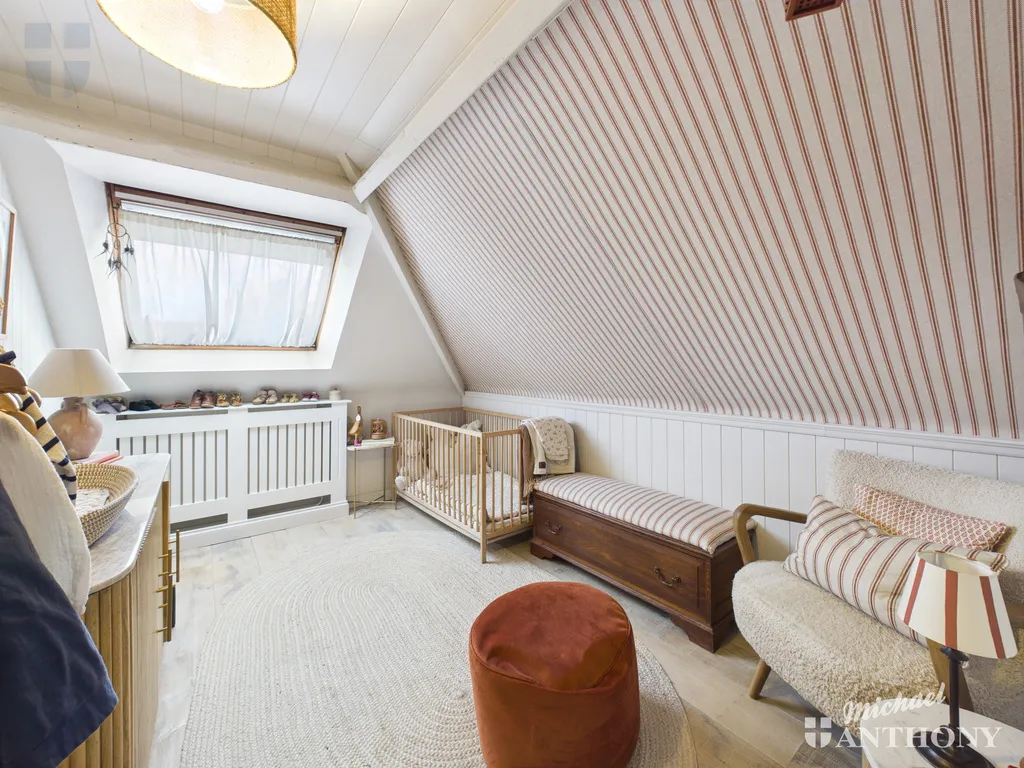 Cuddington Court, The Green, HP18, photo 12