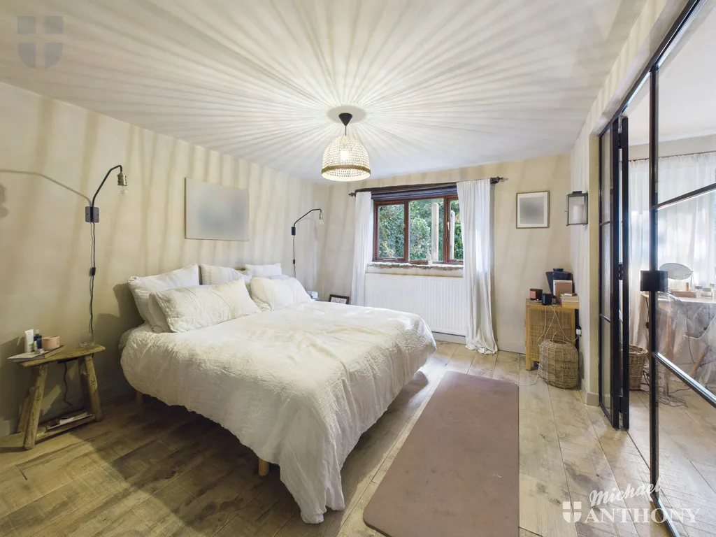 Cuddington Court, The Green, HP18, photo 8