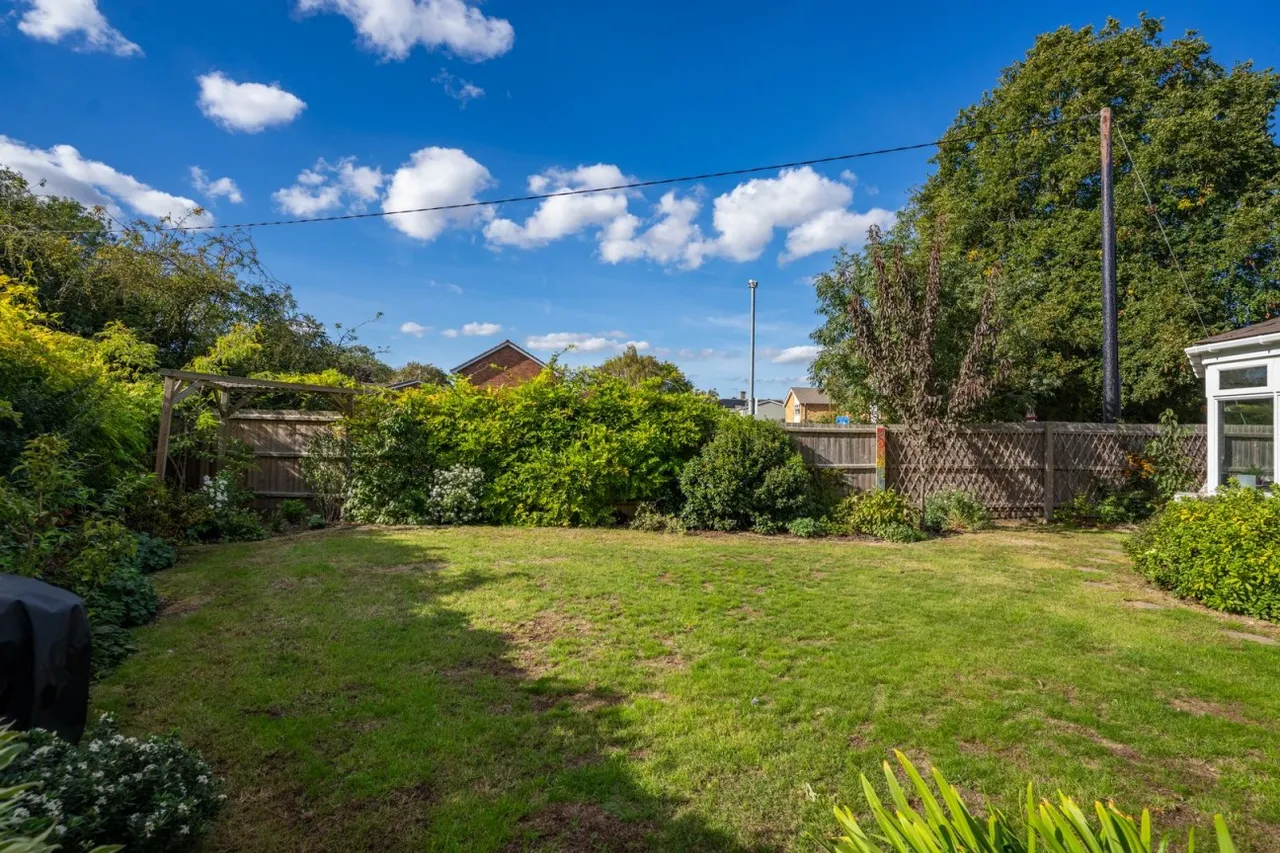 Park Road, Brampton, PE28, photo 28