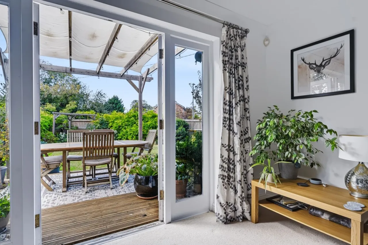 Park Road, Brampton, PE28, photo 10