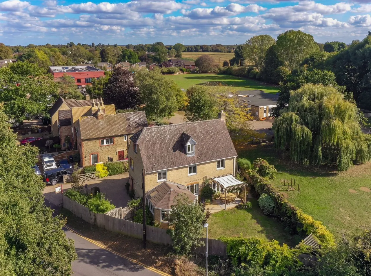 Park Road, Brampton, PE28, photo 32