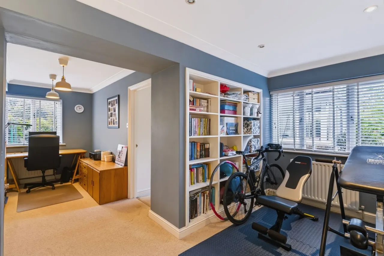 Park Road, Brampton, PE28, photo 8