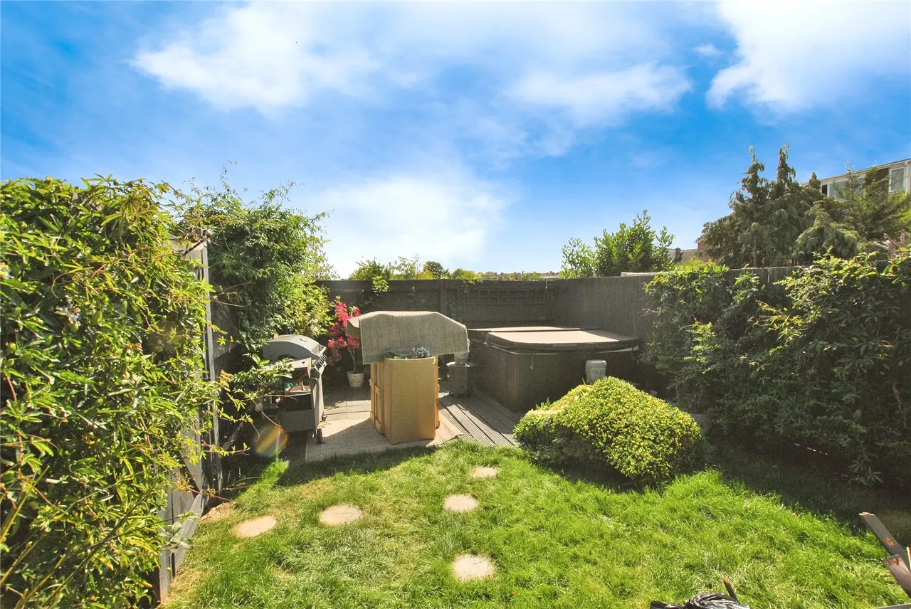 Heath Drive, Chelmsford, Essex, CM2, photo 9