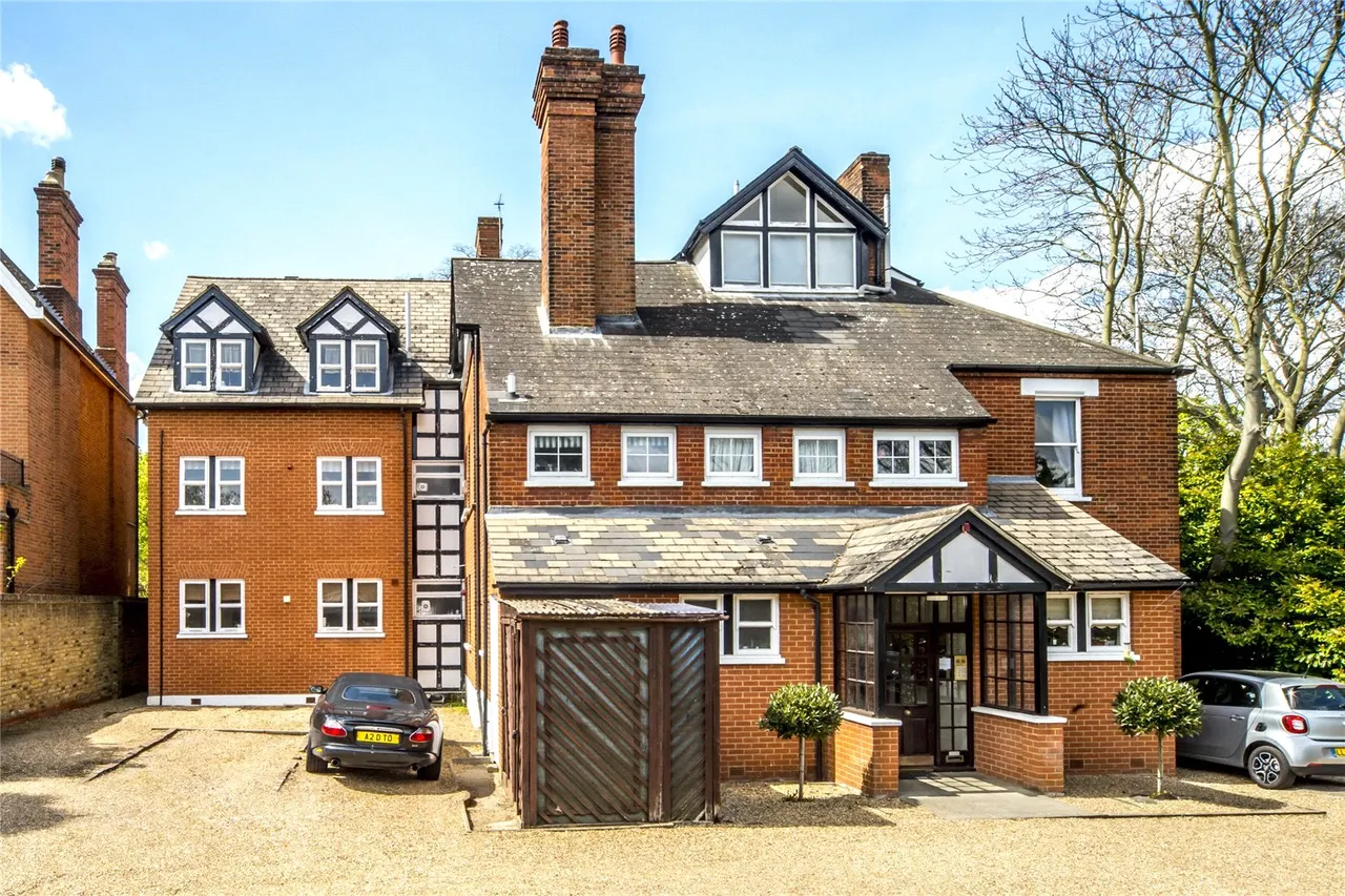 14 bed house for sale, Kew Road, TW9