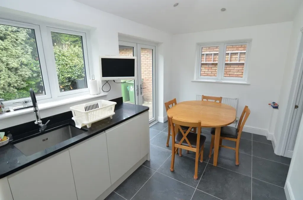 Maple Leaf Drive, Sidcup, DA15 8WG, photo 9