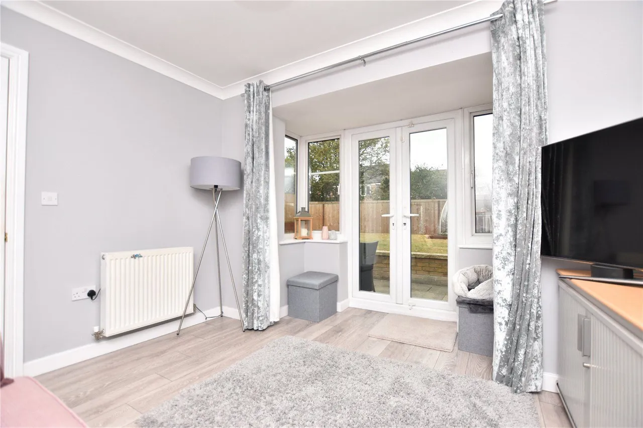 May Avenue, Churwell, LS27, photo 18