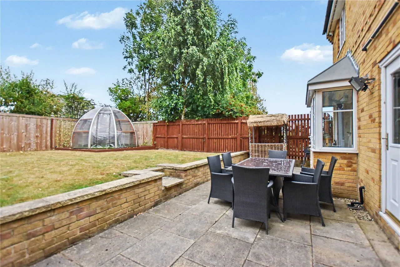 May Avenue, Churwell, LS27, photo 24