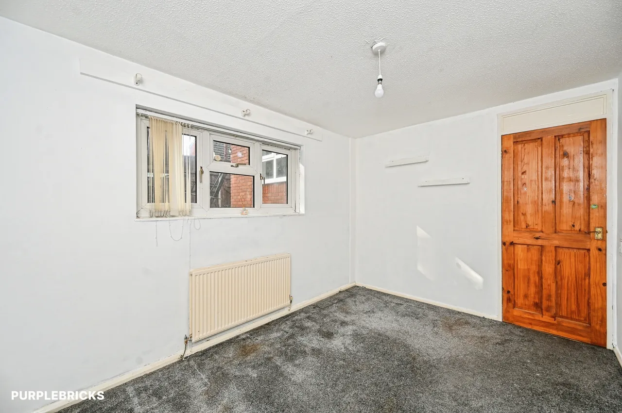 Penketh Court, Runcorn, WA7, photo 15