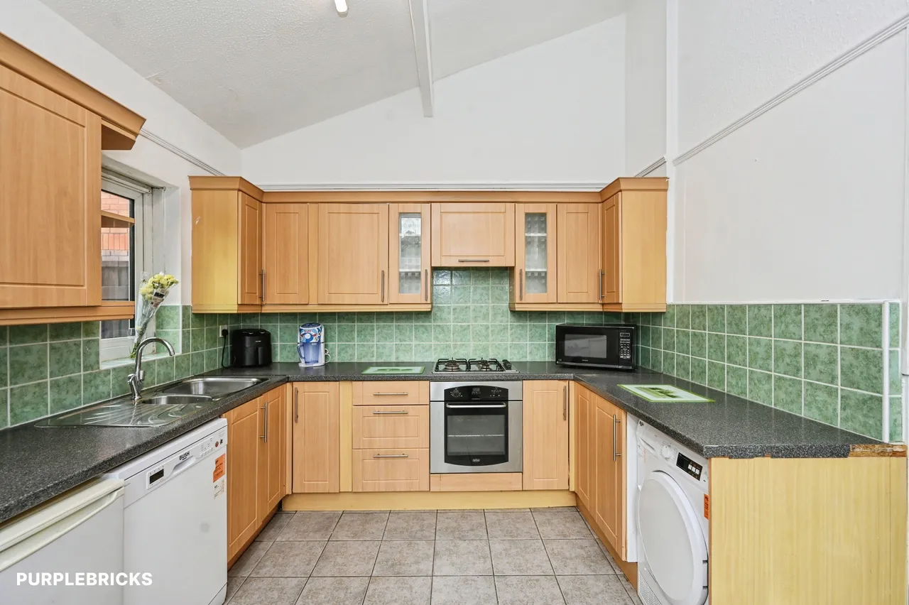 Penketh Court, Runcorn, WA7, photo 2