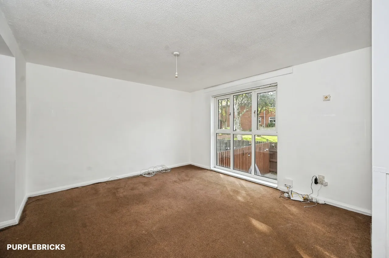 Penketh Court, Runcorn, WA7, photo 7