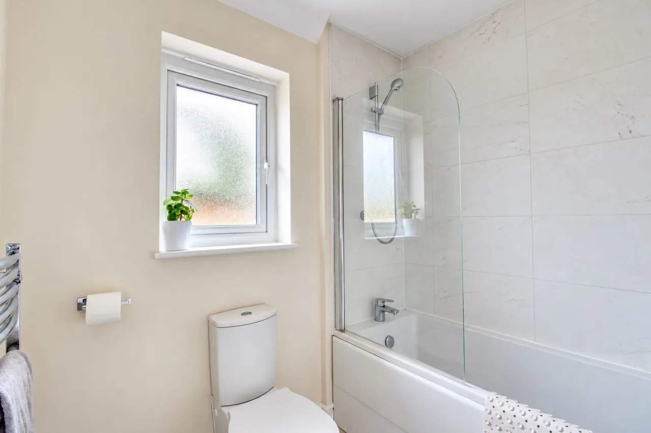 Kemsley Drive, Leighton Buzzard, LU7, photo 12