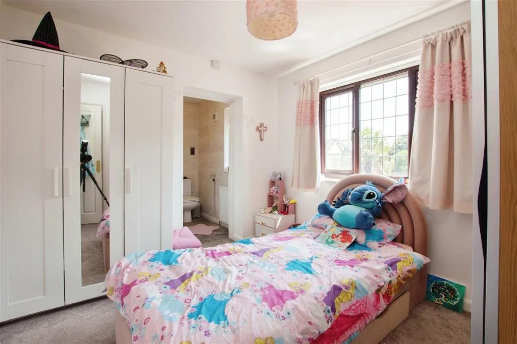 Gunnersbury Way, Nuthall, NOTTINGHAM, photo 11