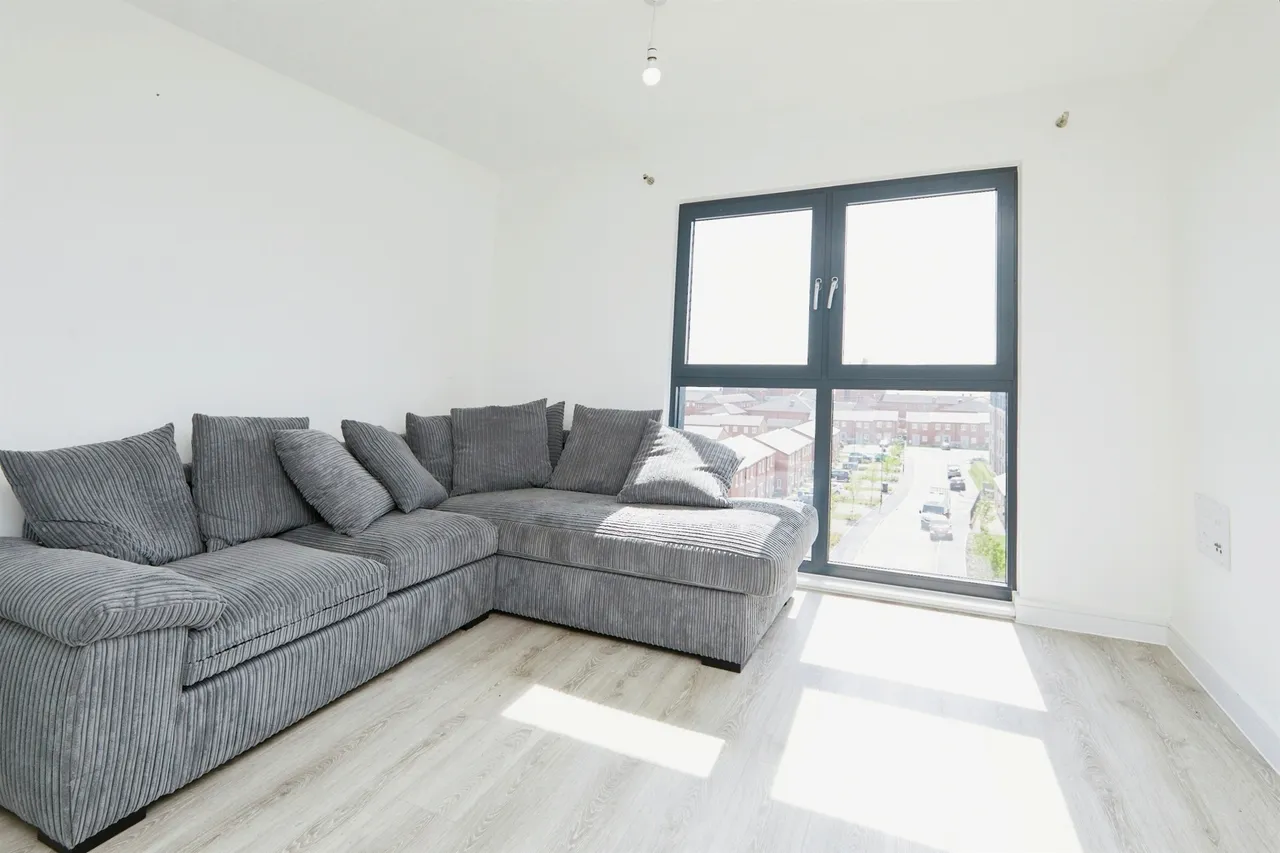 Erasmus Drive, Derby, DE1, photo 3