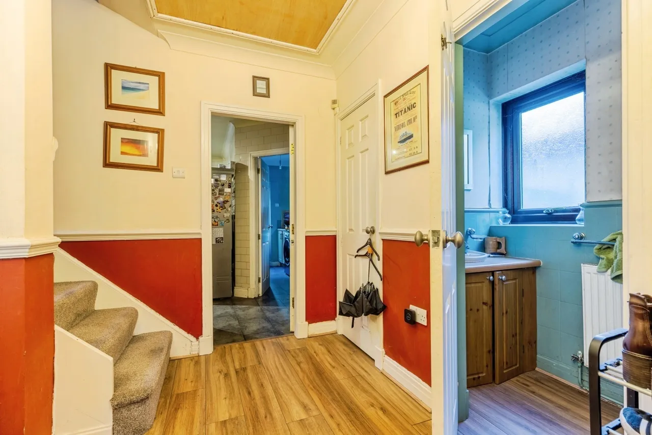 Bridge Hall Fold, Bury, BL9, photo 11