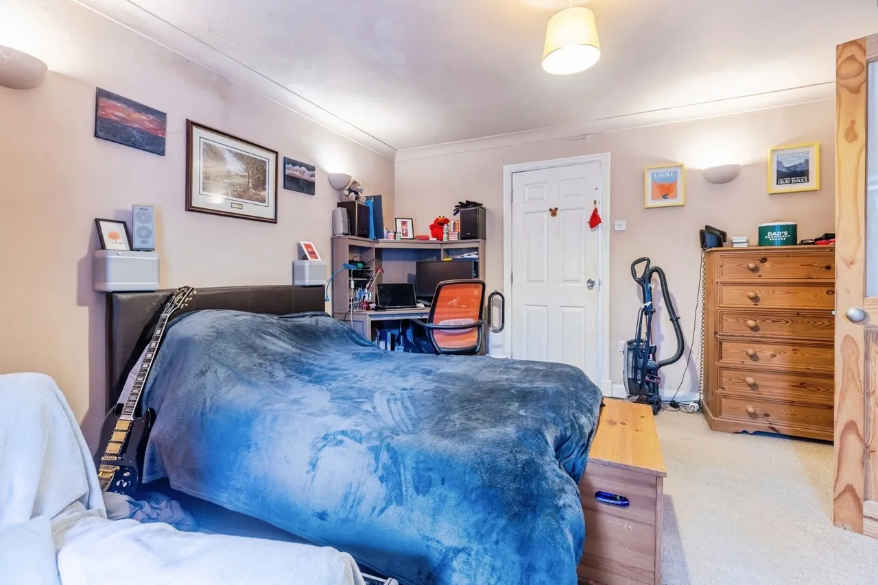 Bridge Hall Fold, Bury, BL9, photo 12