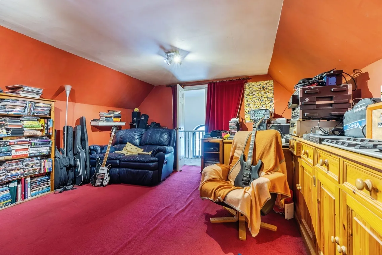 Bridge Hall Fold, Bury, BL9, photo 19