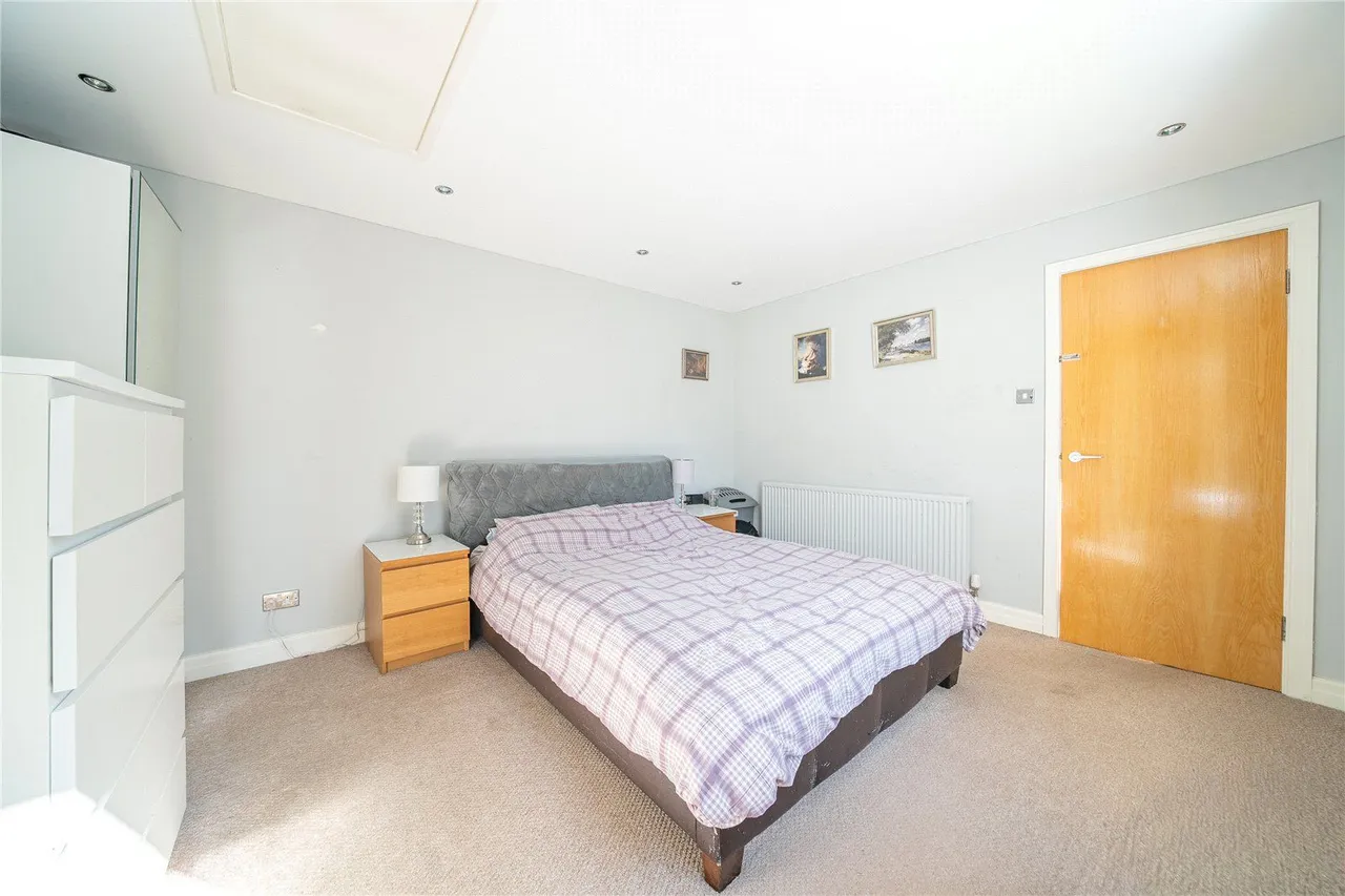 Springfield Road, Guiseley, LS20, photo 19