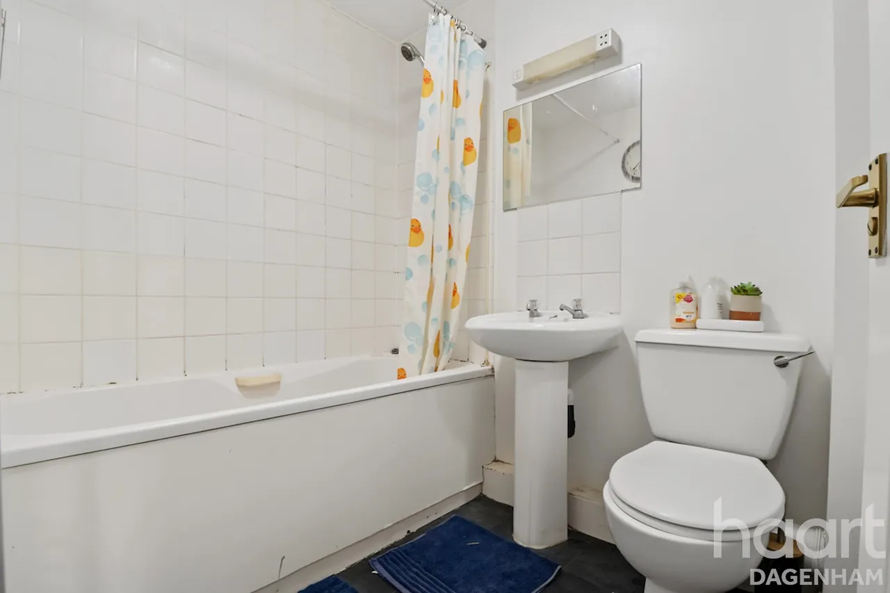 Church Lane, Dagenham, RM10, photo 16